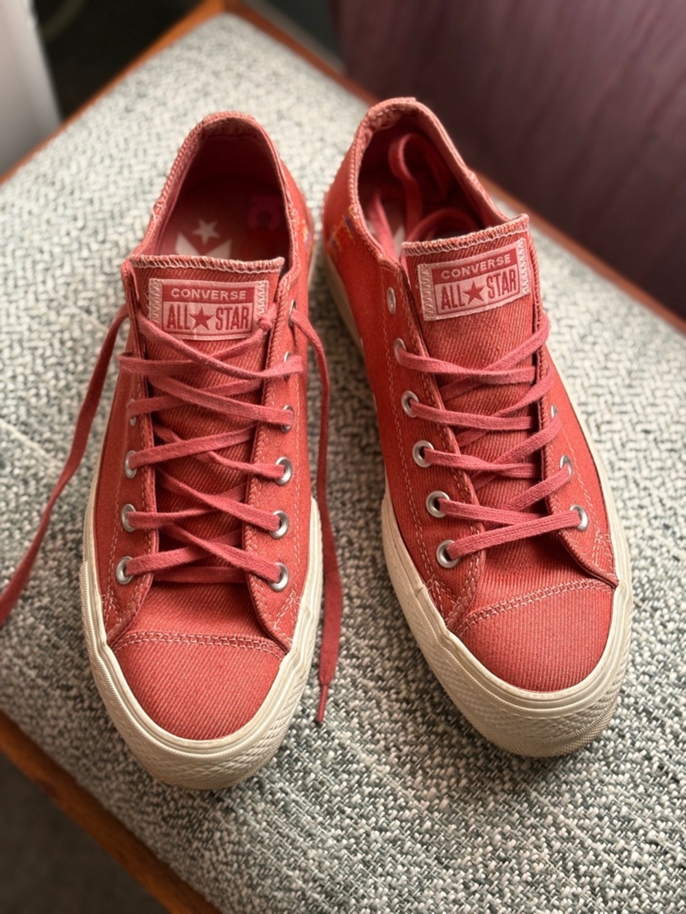 CHUCK TAYLOR ALL STAR RAINBOW PLATFORM LOW TOP PLATFORM PINK Sneaker - Picture 4 of 10